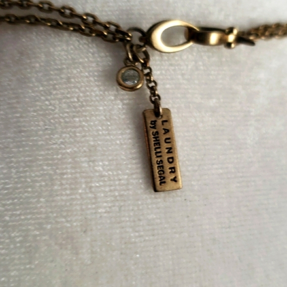 Labradorite Necklace by Shelli Segal - Picture 4 of 4